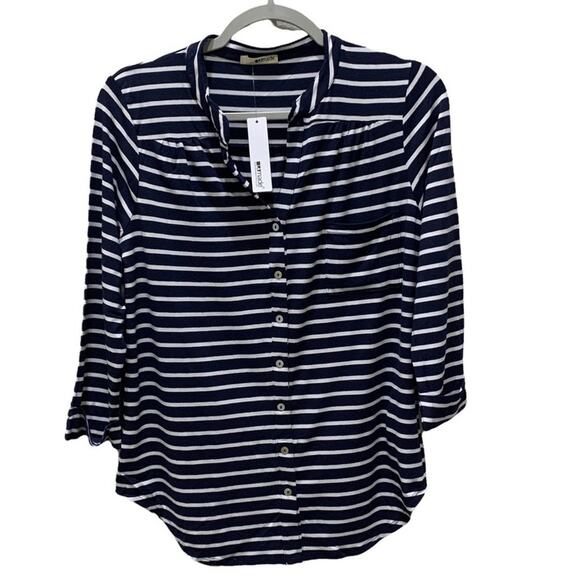 New LA Made top blouse blue and white horizontal striped. Size M - Picture 1 of 12